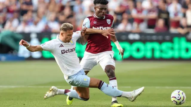 Gambling advertising in Premier League trebles, says new research - BBC  Sport
