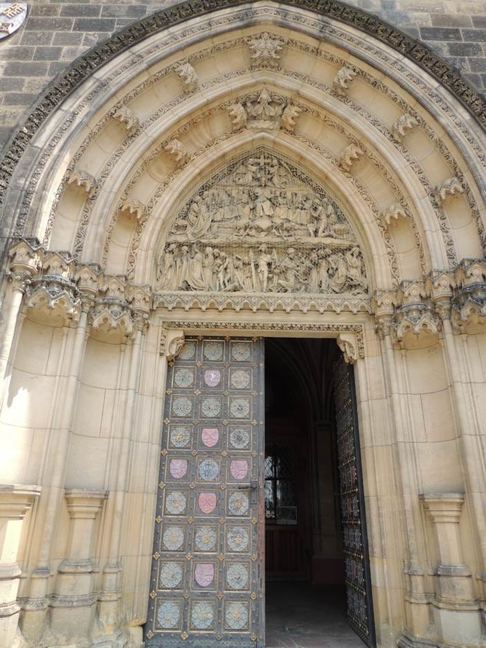 A close-up of a building

AI-generated content may be incorrect.