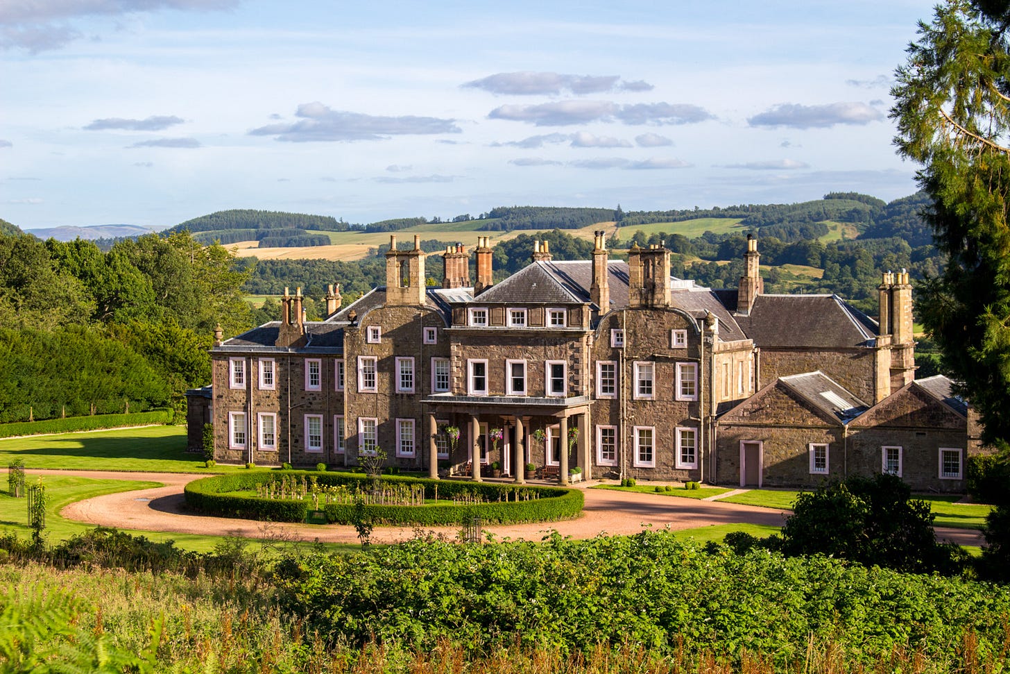 Lawers House in summer © Felicity Martin