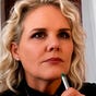 íris erlingsdóttir's avatar