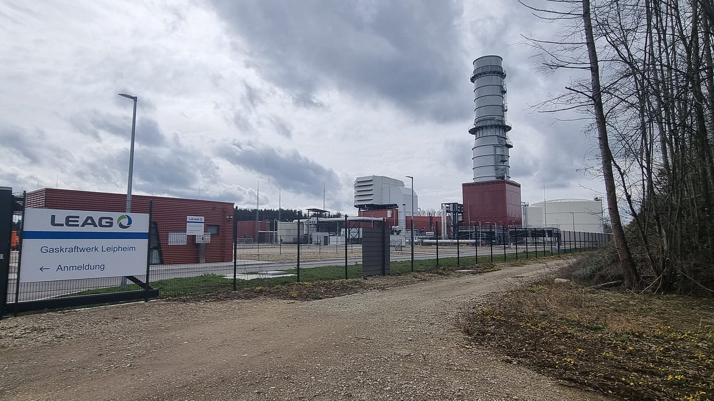 Natural gas power plant
