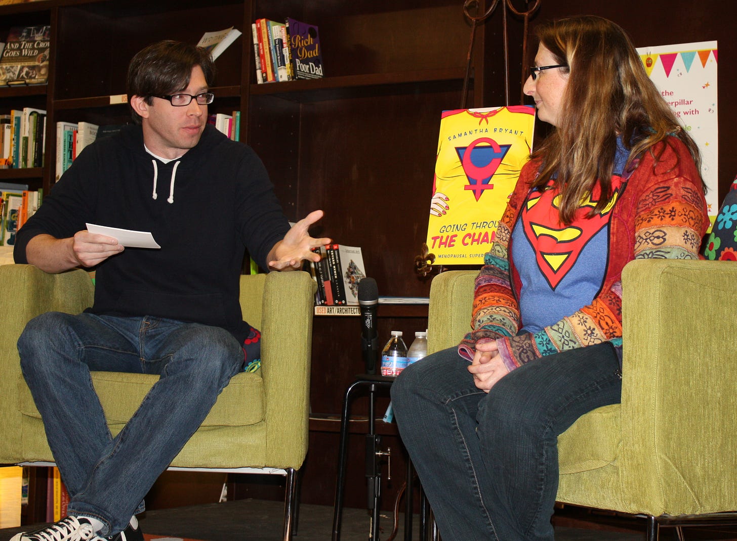 Nathan Kotecki and me sitting in green chairs and talking. Nathan Kotecki and me sitting in green chairs and talking.
