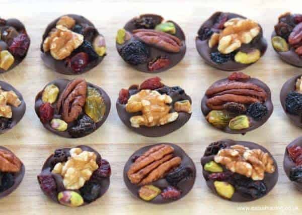 Easy Fruit and Nut Chocolate Buttons Recipe - easy recipe for kids from Eats Amazing UK - great for Christmas gifts Easy Fruit and Nut Chocolate Buttons Recipe - easy recipe for kids from Eats Amazing UK - great for Christmas gifts