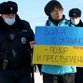 Пукнатини в стената: Русия преди разпада