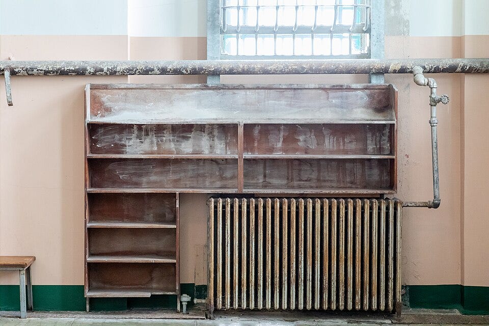 File:San Francisco (CA, USA), Alcatraz, Main Prison -- 2022 -- 3150.jpg