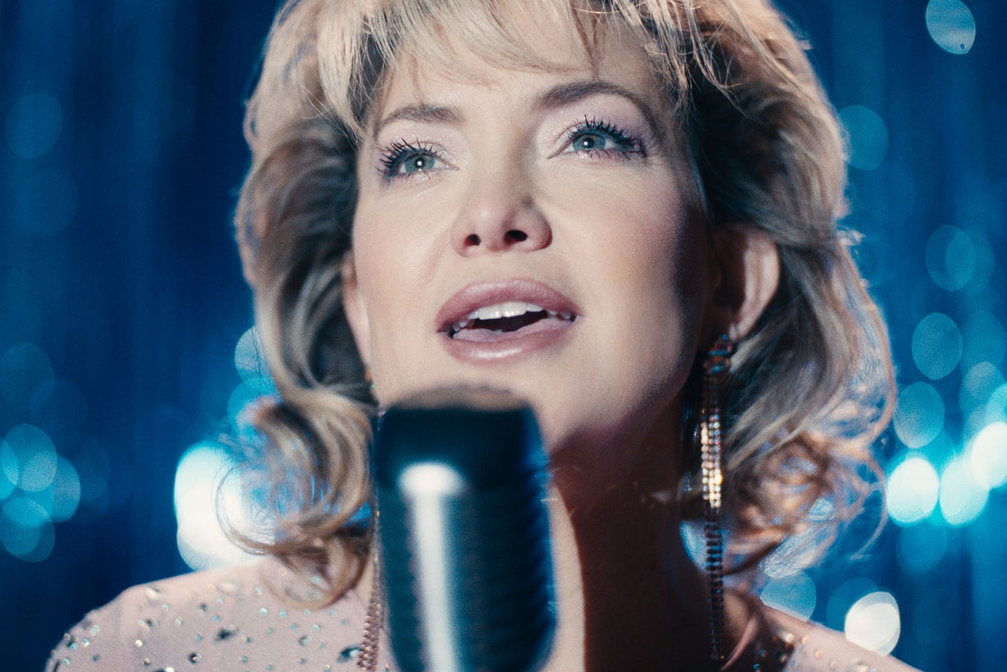 Kate Hudson as Claire "Thunder" Sardina in "Song Sung Blue" Kate Hudson as Claire "Thunder" Sardina in "Song Sung Blue"