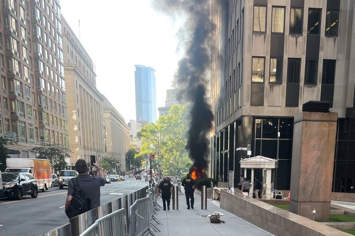 Ex-Army Soldier Ignited Gasoline Outside a Federal Building in New York, FBI Says - WSJ Ex-Army Soldier Ignited Gasoline Outside a Federal Building in New York, FBI Says - WSJ