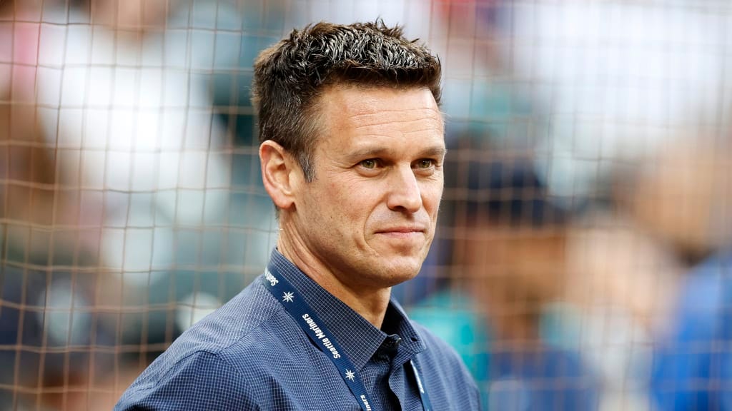 Jerry Dipoto extension with Mariners Jerry Dipoto extension with Mariners