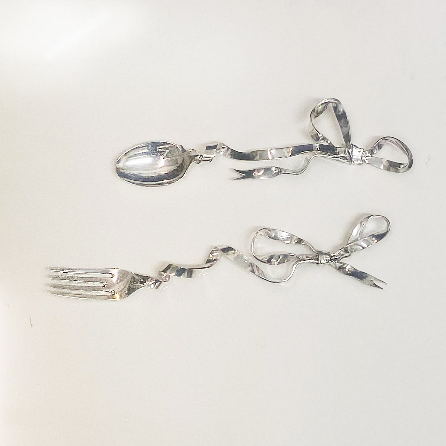 Leo Costelloe, Two Ribbon Cutlery Set for Lana, 2023