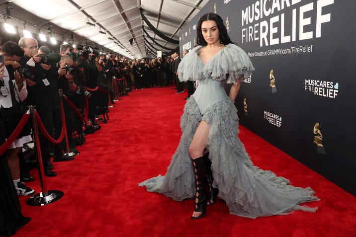 A Delightful Grammys Red Carpet - by Amy Odell - Back Row A Delightful Grammys Red Carpet - by Amy Odell - Back Row