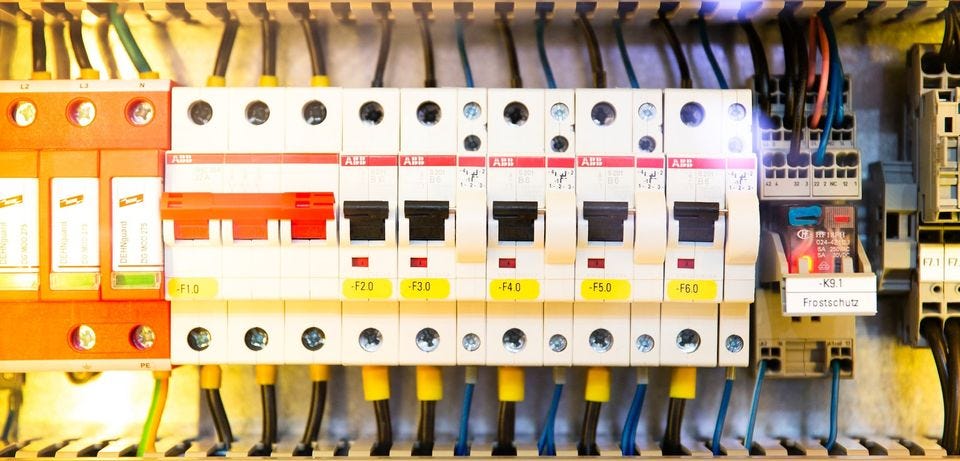Circuit Breaker Pattern