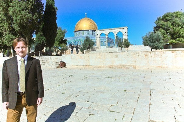 No photo description available.