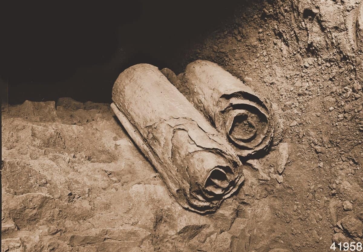 Essays: Overview of the Dead Sea Scrolls – TaborBlog