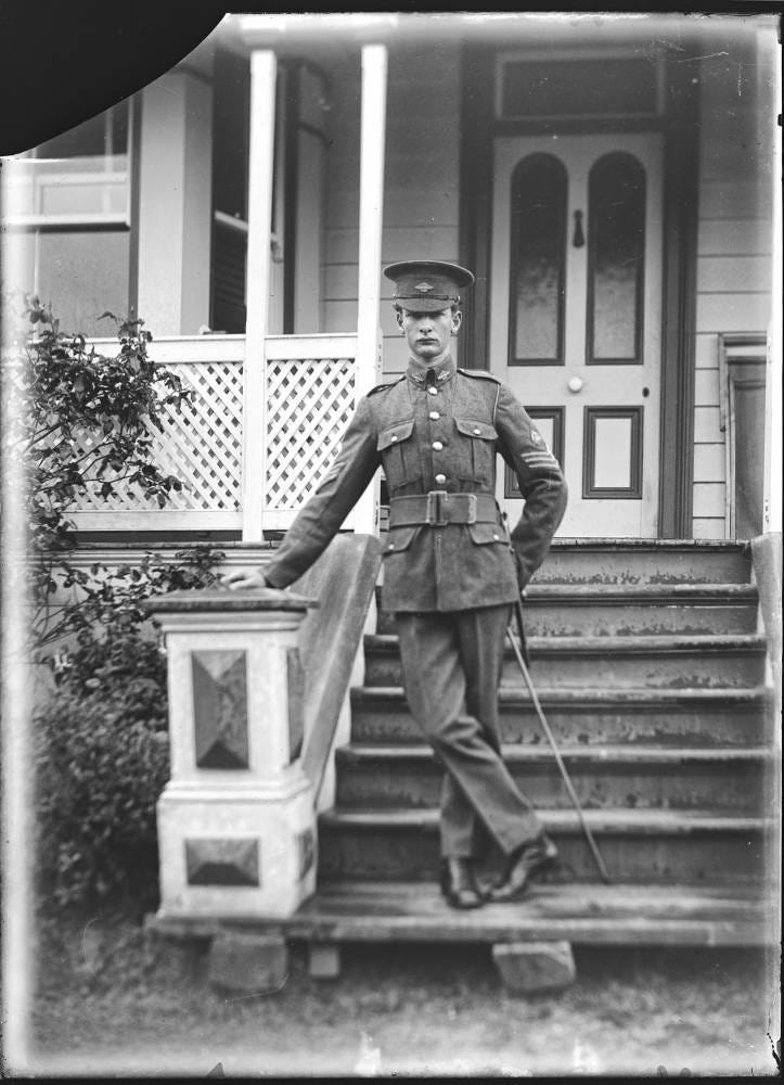 World War I soldier, 1910s