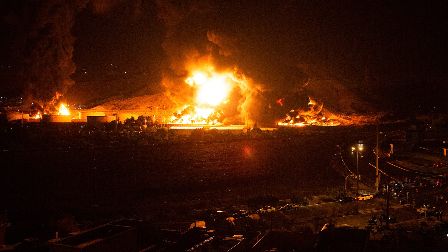 Israel Bombards Tehran, Setting Oil Facilities Ablaze - The New York Times Israel Bombards Tehran, Setting Oil Facilities Ablaze - The New York Times