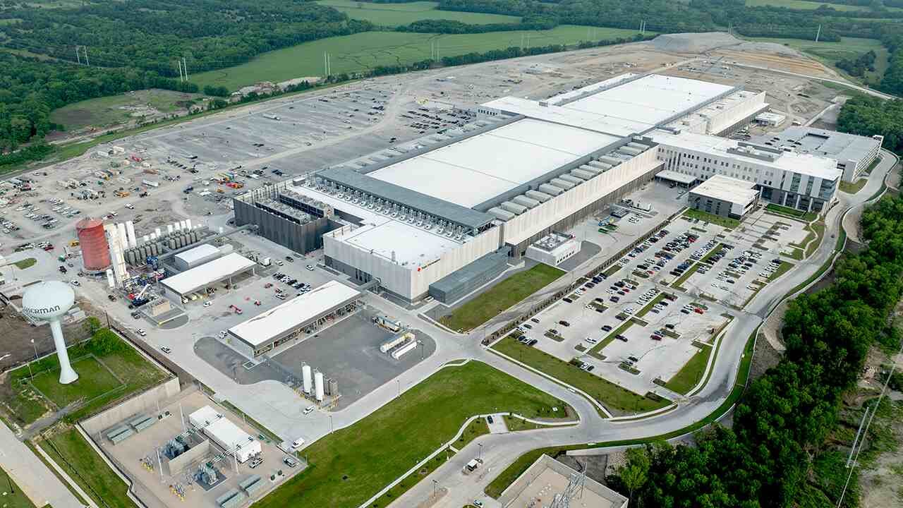 Texas Instruments’ new 300mm semiconductor fabs in Sherman, Texas, SM1 and SM2.