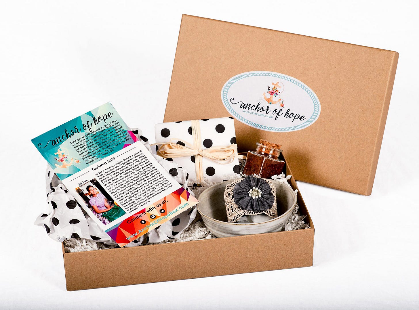 Subscription Boxes that Give Back to Charity | InStyle.com