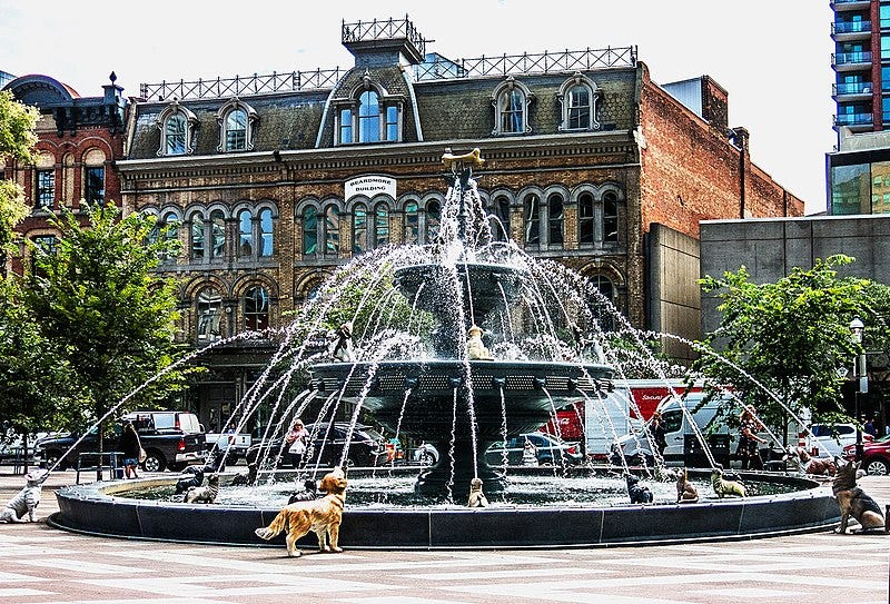 File:Berczy Park 001.jpg