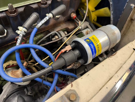 Collection of pictures of the engine in situ