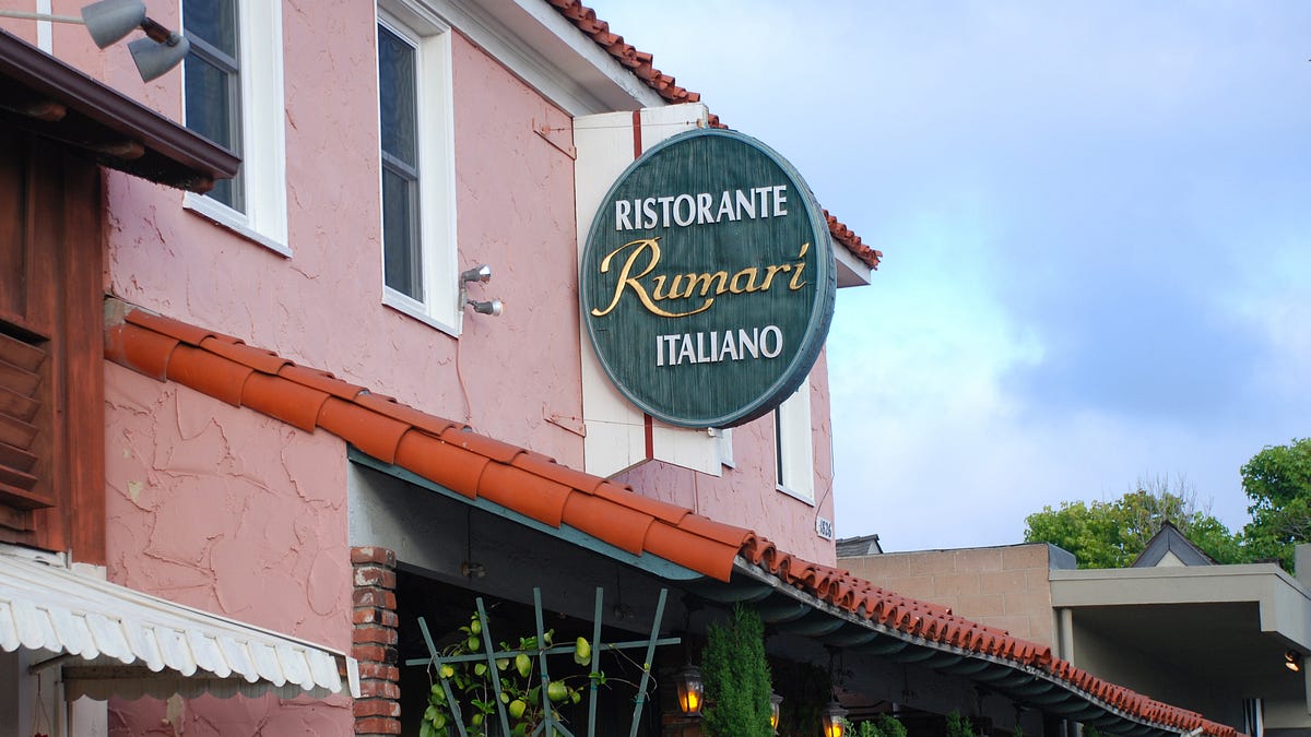 Rumari’s Happy Hour is a Feast, Not a Snack