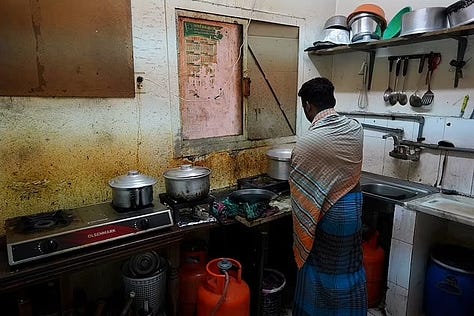 The place were some of the migrants workers of Aramco Stadium live. (Source: Daily Mail)