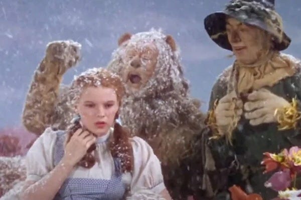 Asbestos in The Wizard of Oz snow on screen | rmrk*st | Remarkist Magazine Asbestos in The Wizard of Oz snow on screen | rmrk*st | Remarkist Magazine