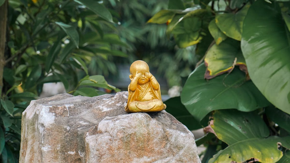 Happiness Lessons from the Buddhists