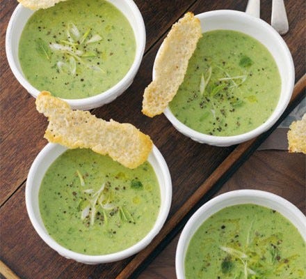 Pea, mint & spring onion soup with parmesan biscuits Pea, mint & spring onion soup with parmesan biscuits