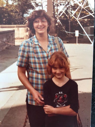 Joana Pastro and her mother