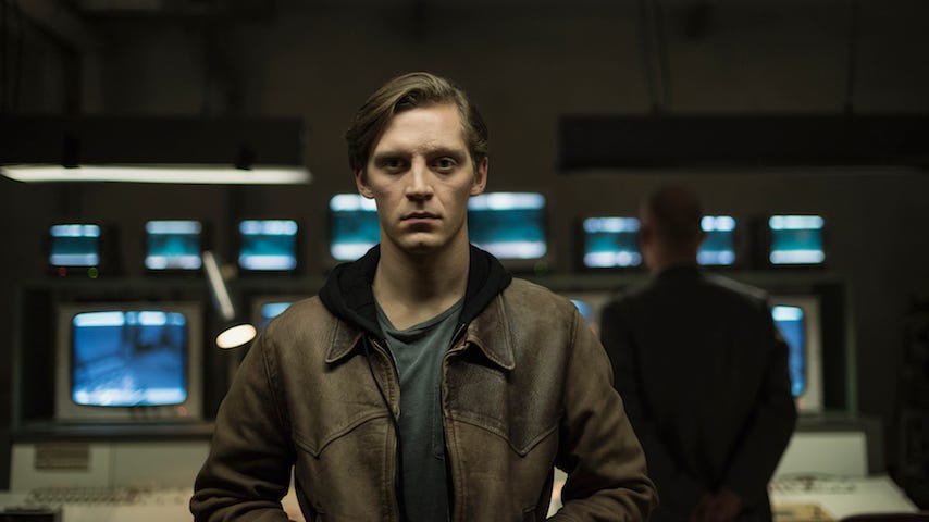 Deutschland 89 Trailer: Martin Must Choose a Side as the Berlin Wall Crumbles - Paste Deutschland 89 Trailer: Martin Must Choose a Side as the Berlin Wall Crumbles - Paste
