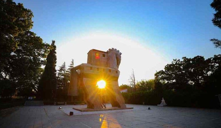 Trojan Horse replica at Troy Ruins. Turkish Museum photo.
