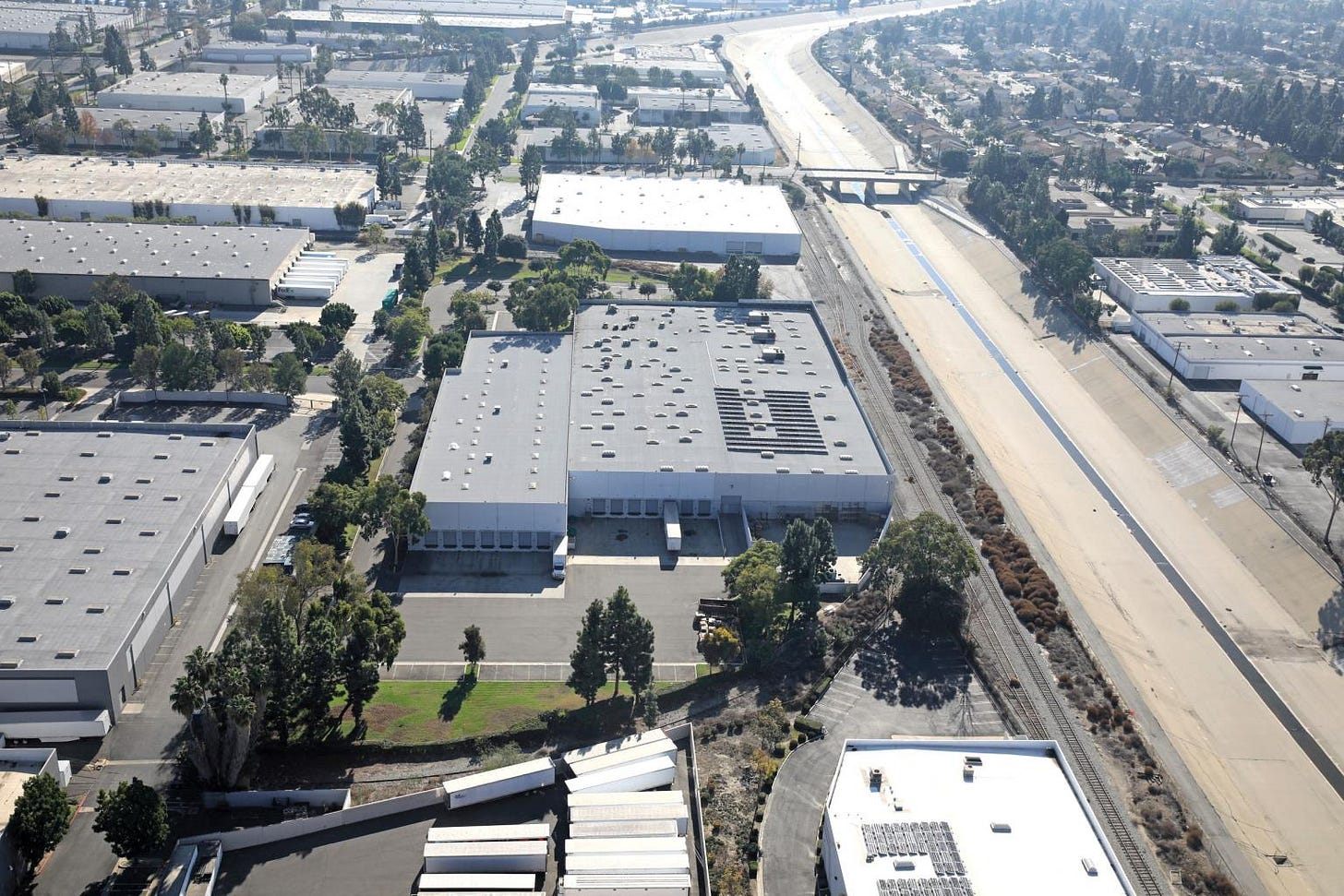 14100 Vine Place | Rexford Industrial