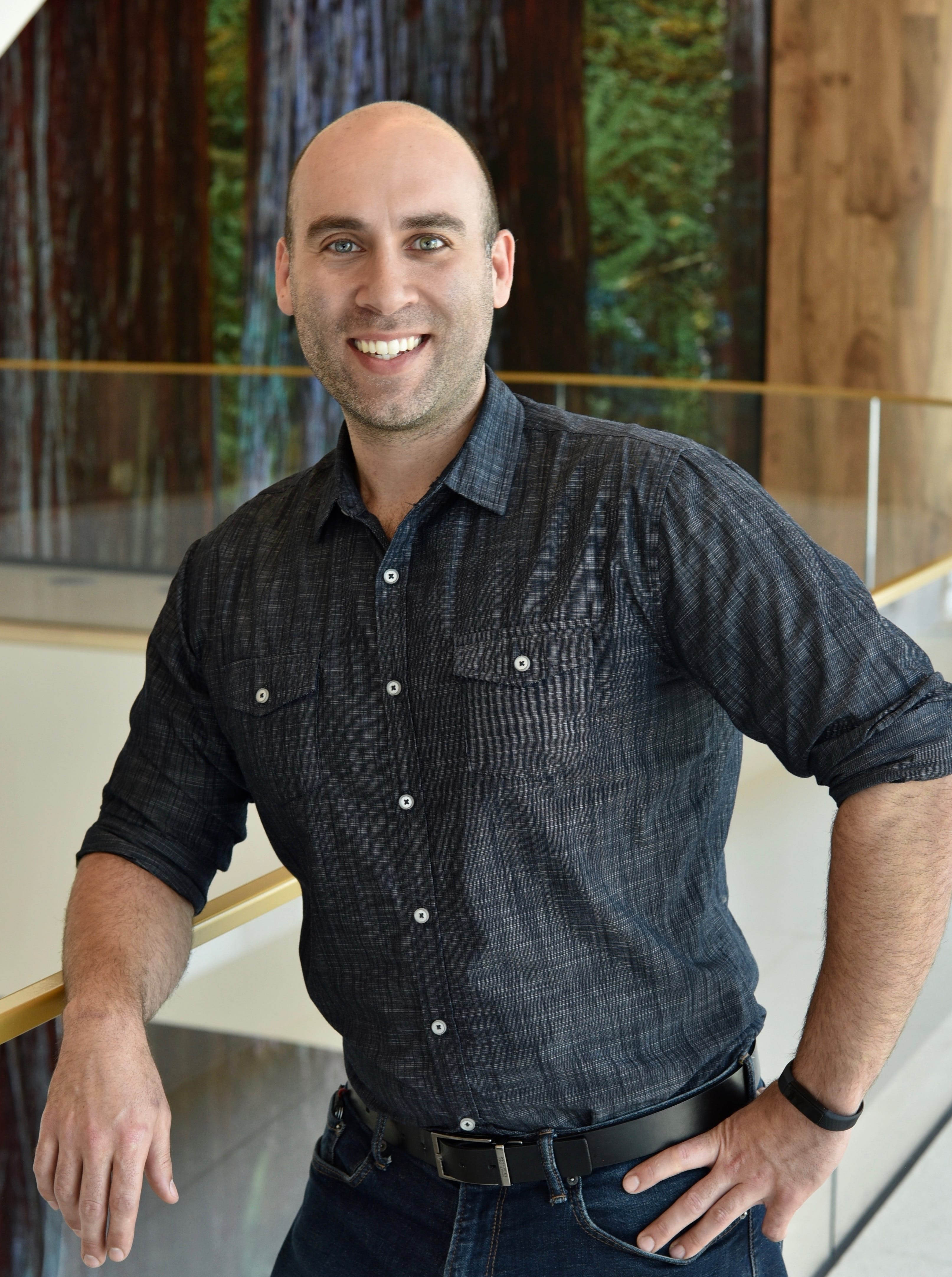 🎙️Get your podcast discovered without the heavy lifting, with Convia Studio’s AJ Bubb