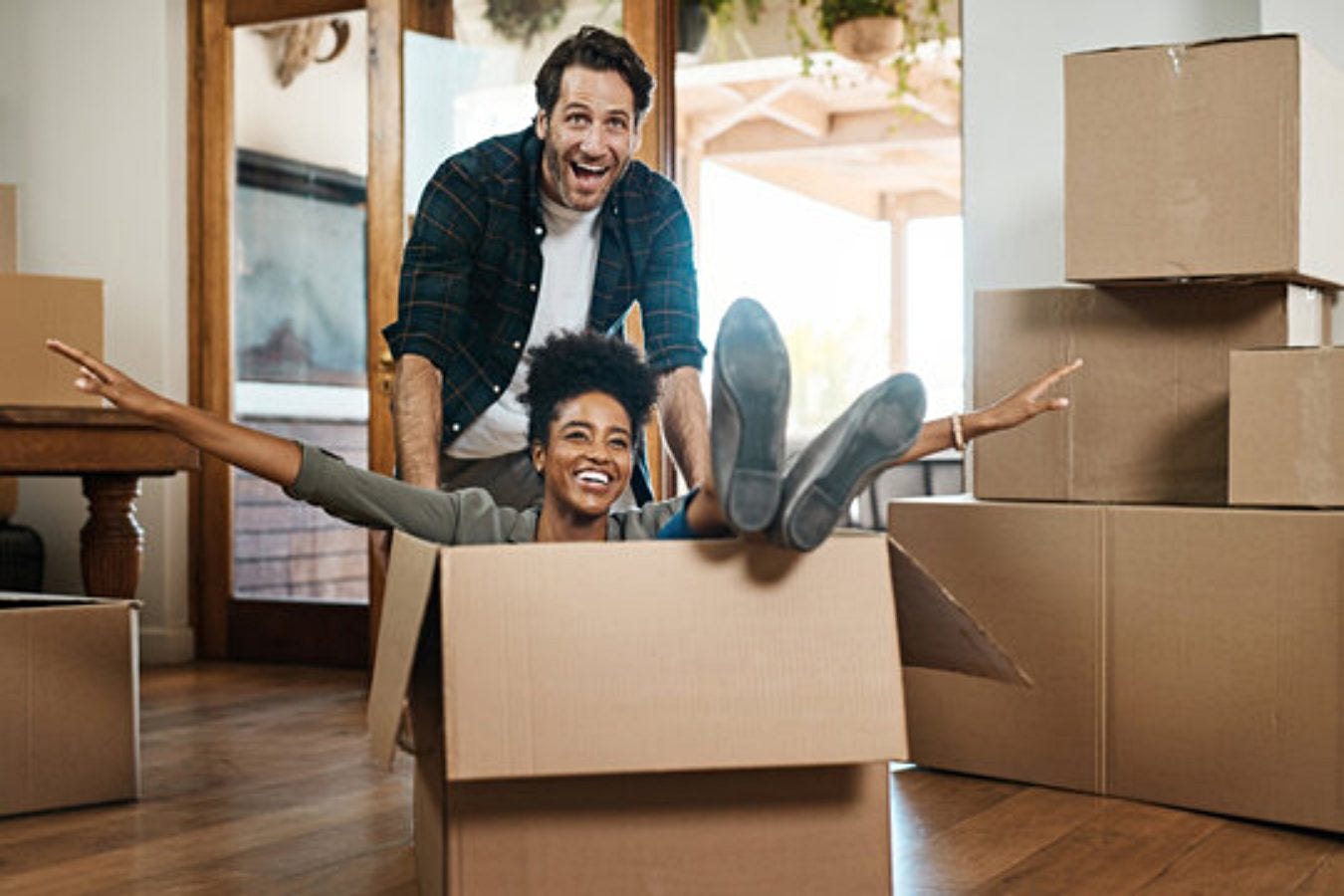 From Land Deeds to Listings: Why Jamaica’s Smartest Sellers Work with Real Estate Agents