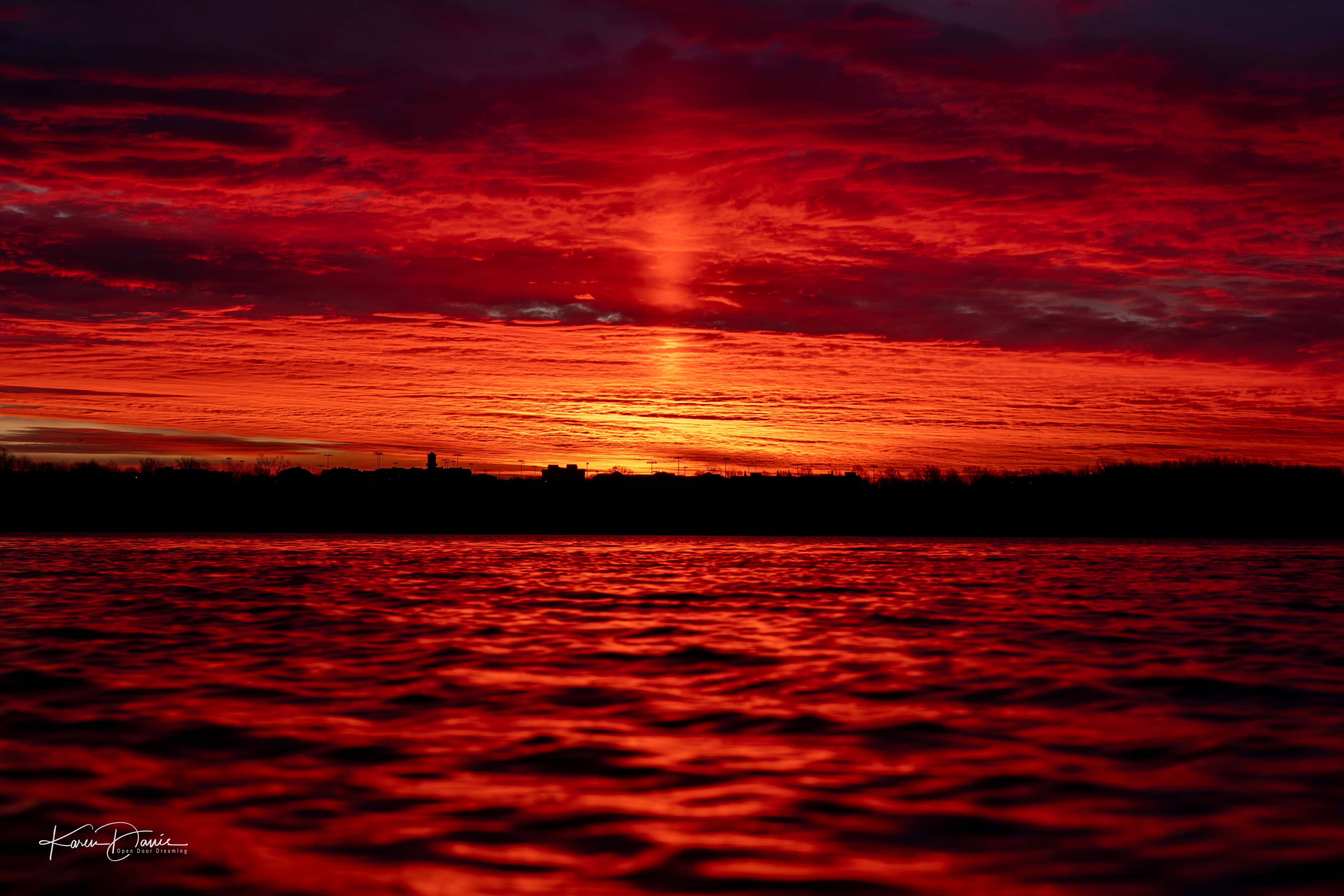 The Glory of Winter Sunrises - by Karen Davis, image size:5542x3695