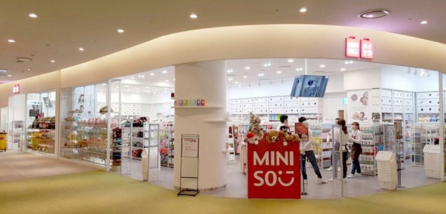 miniso plaza espacio miniso plaza espacio