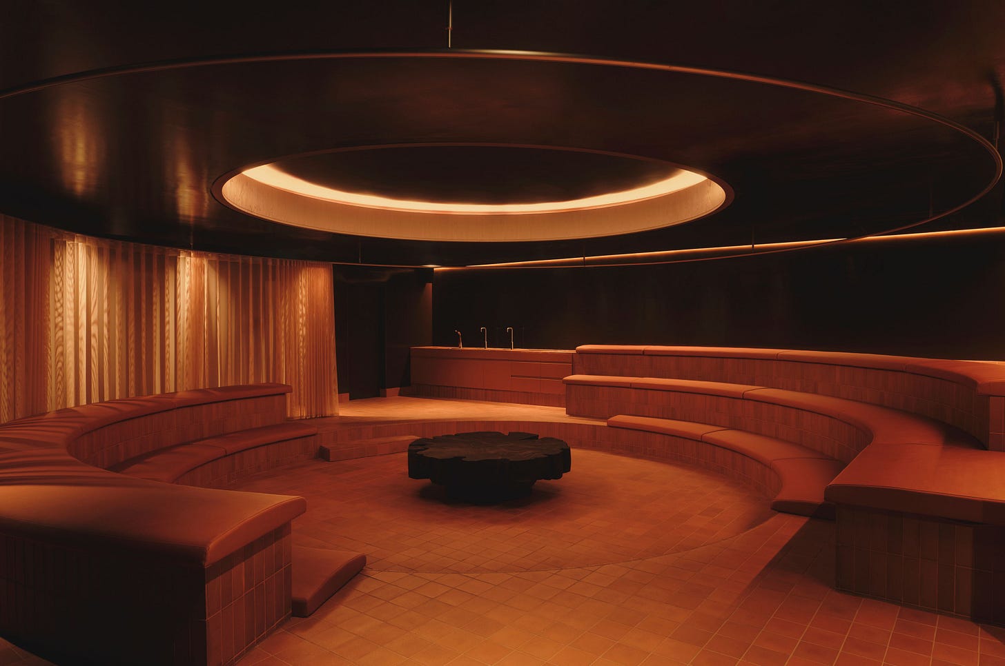 Communal Contrast Therapy in Canary Wharf | Arc | arc