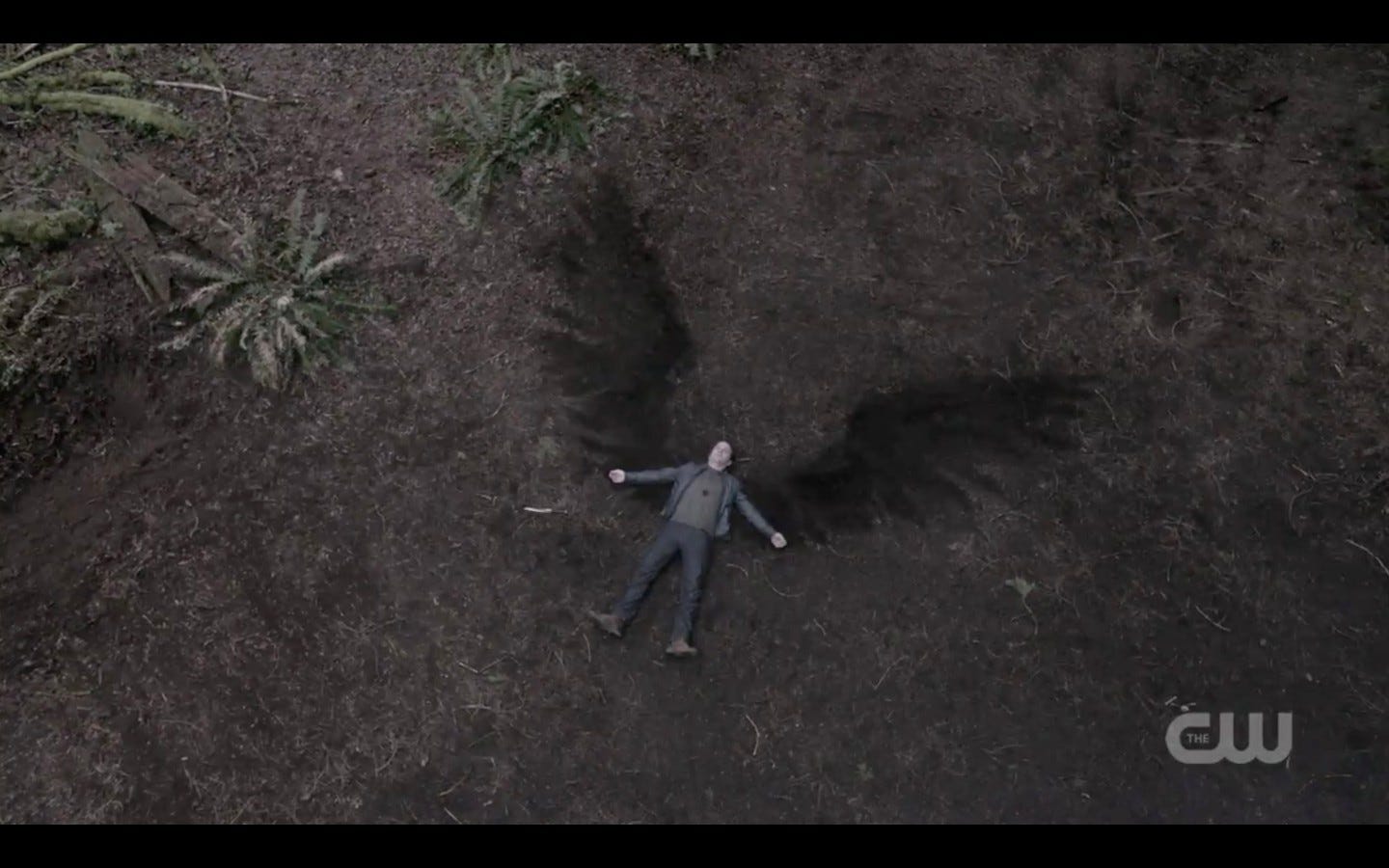 gabriel lays dying richard speight jr supernatural 1322 gabriel lays dying richard speight jr supernatural 1322