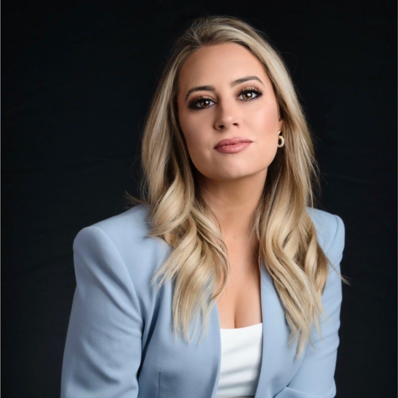 Profile photo of Jacqui Heinrich