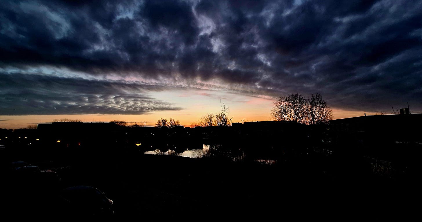 May be an image of twilight, cloud and horizon