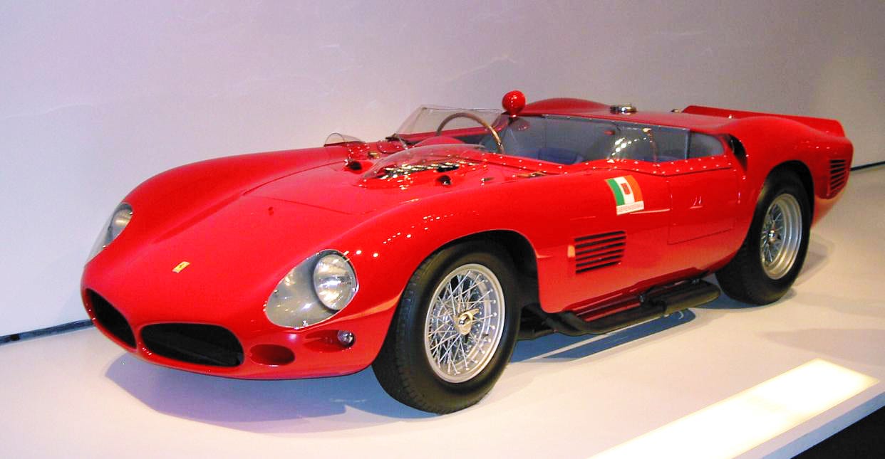 1961 Ferrari 250 TR 61 Spyder Fantuzzi 34 left 2.jpg 1961 Ferrari 250 TR 61 Spyder Fantuzzi 34 left 2.jpg