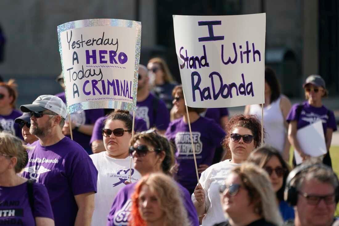 Nurses demonstrated outside the Nashville, Tenn. courthouse during the sentencing hearing for RaDonda Vaught on May 13, 2022. Nurses demonstrated outside the Nashville, Tenn. courthouse during the sentencing hearing for RaDonda Vaught on May 13, 2022.