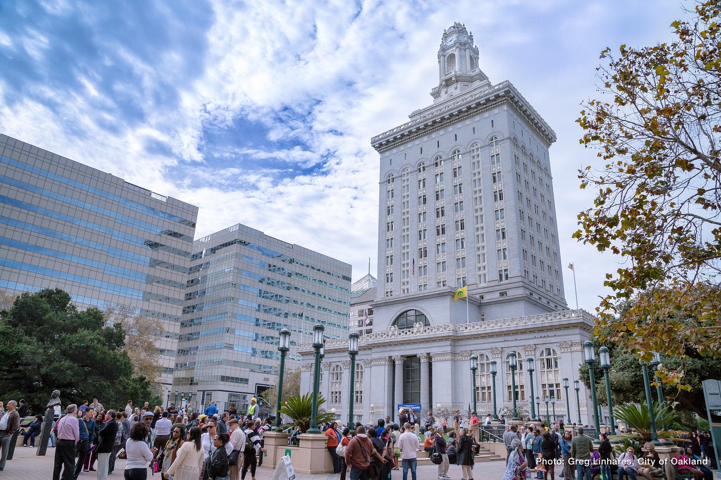 Oakland City Hall. 1 Frank Ogawa Plaza, Oakland, California. (Image source: City of Oakland / Greg Linnares)