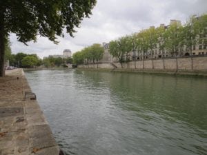 End of the line - the bank of the Seine, with Île Saint-Louis in the background End of the line - the bank of the Seine, with Île Saint-Louis in the background
