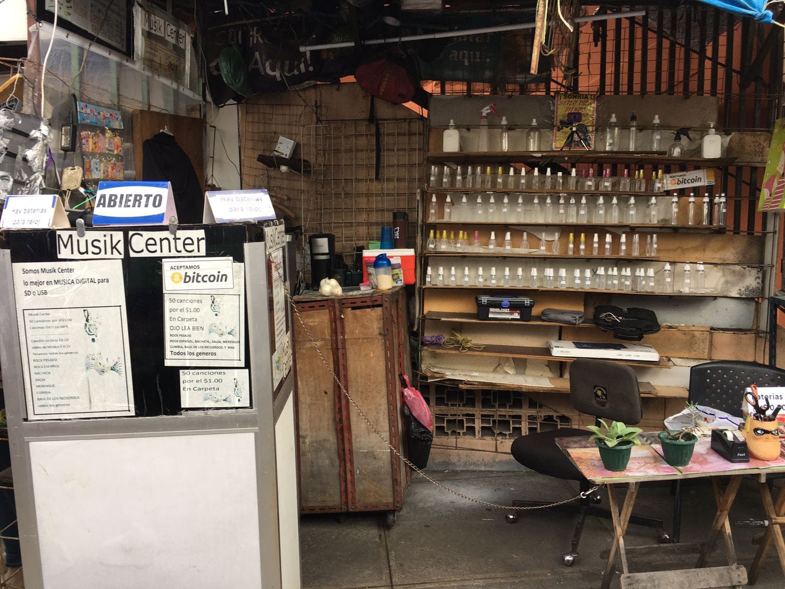 Mis primeros días en El Salvador - by Pedro - La Cadena