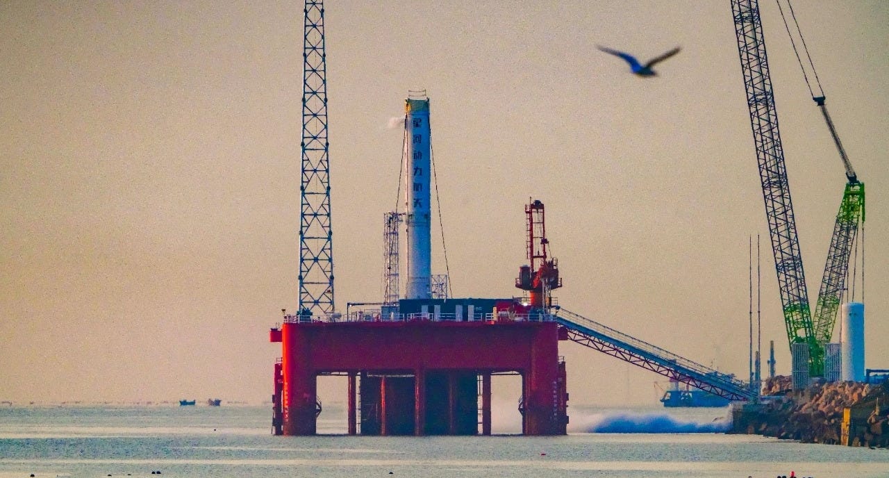 Galactic Energy’s Pallas-1’s first-stage being fuelled up for a static fire near Haiyang in November 2025, in a similar manner to new possible plans for Ningbo.