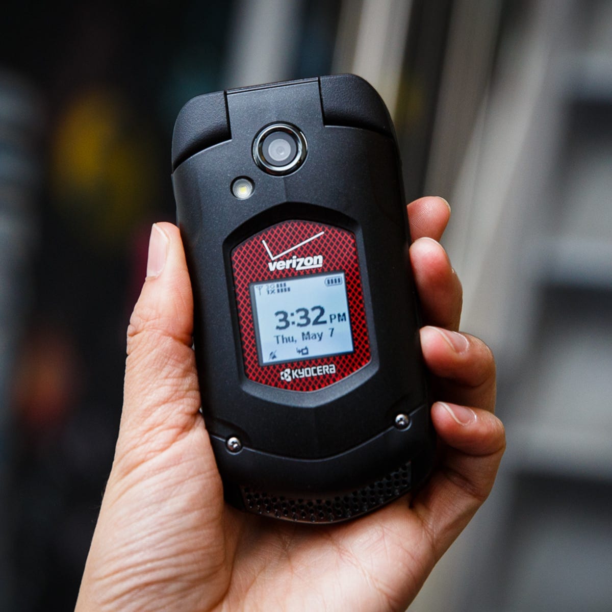Kyocera DuraXV (Verizon Wireless) review: Ultratough and packed with plenty  of features - CNET