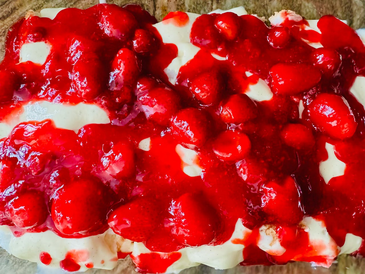 Helen Carnes' Quick & Easy Strawberry Dream Dessert