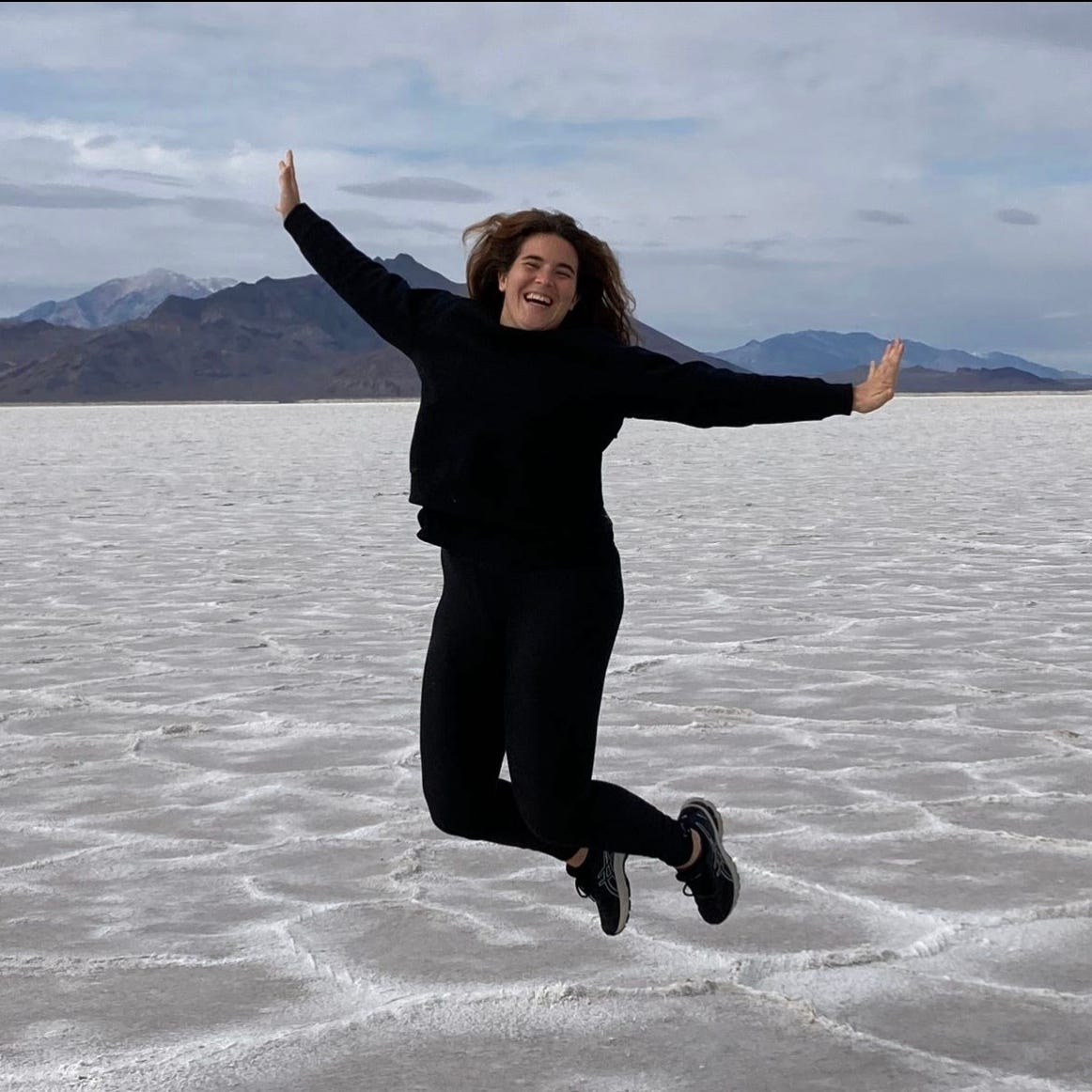 Paloma Voladora \ud83d\udd4a️\ud83c\udf0e