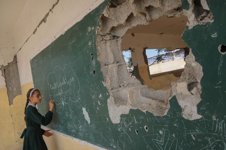 Come Israele ostacola l'istruzione per oltre 780.000 studenti di Gaza in mezzo a assedi e distruzione